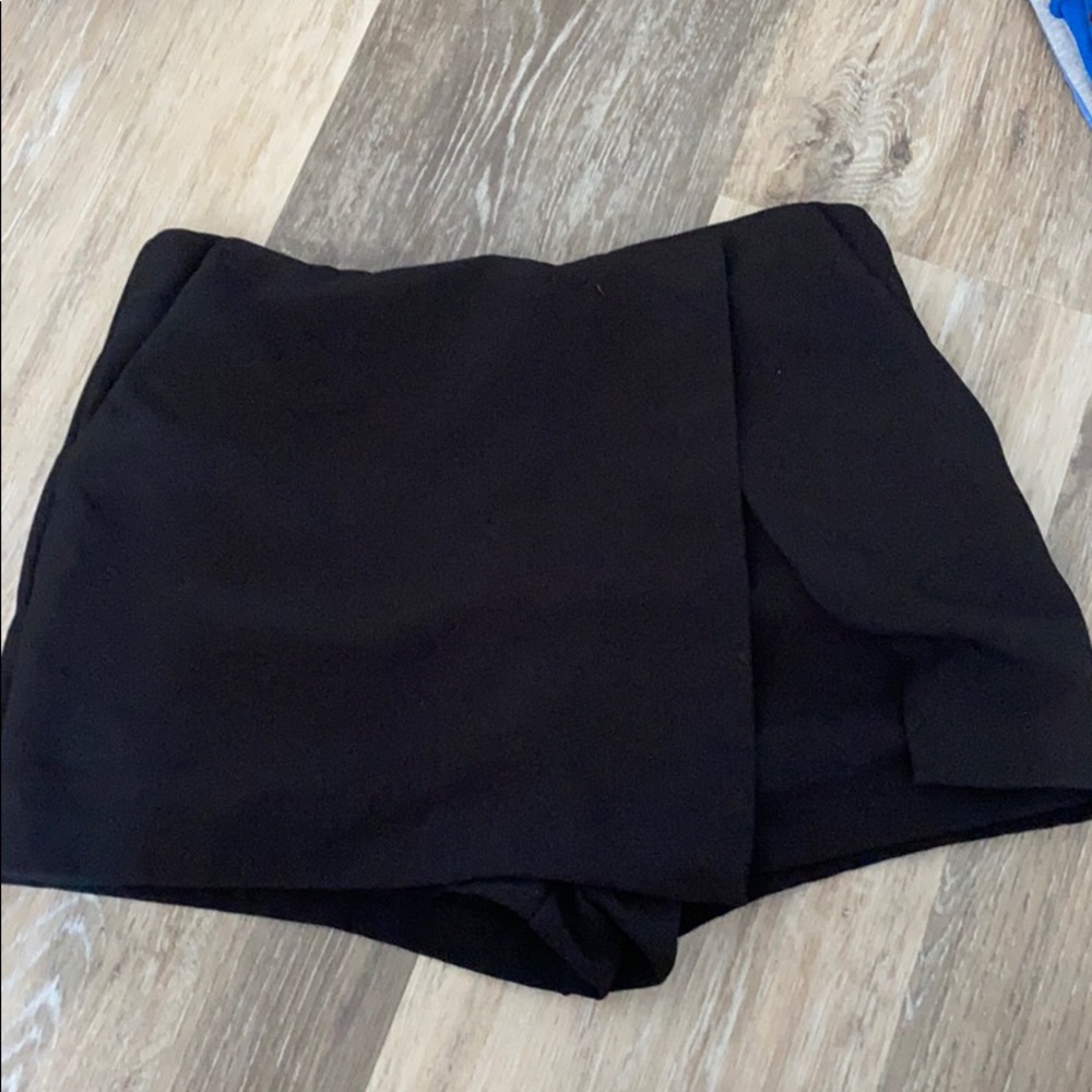 black skort